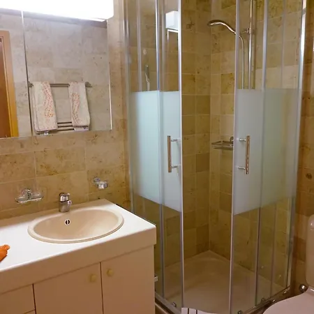 Zapfe - Kueenzi Appartement-fewo- Dusche Oder Bad- Wc 6-bettwohnung By Interhome * Hornkessel